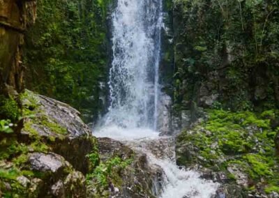 Cascada en Refugio del Alba