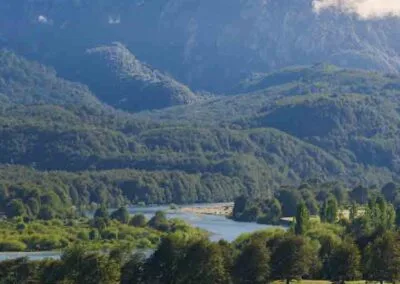 Río y Cerros de Refugio del Alba